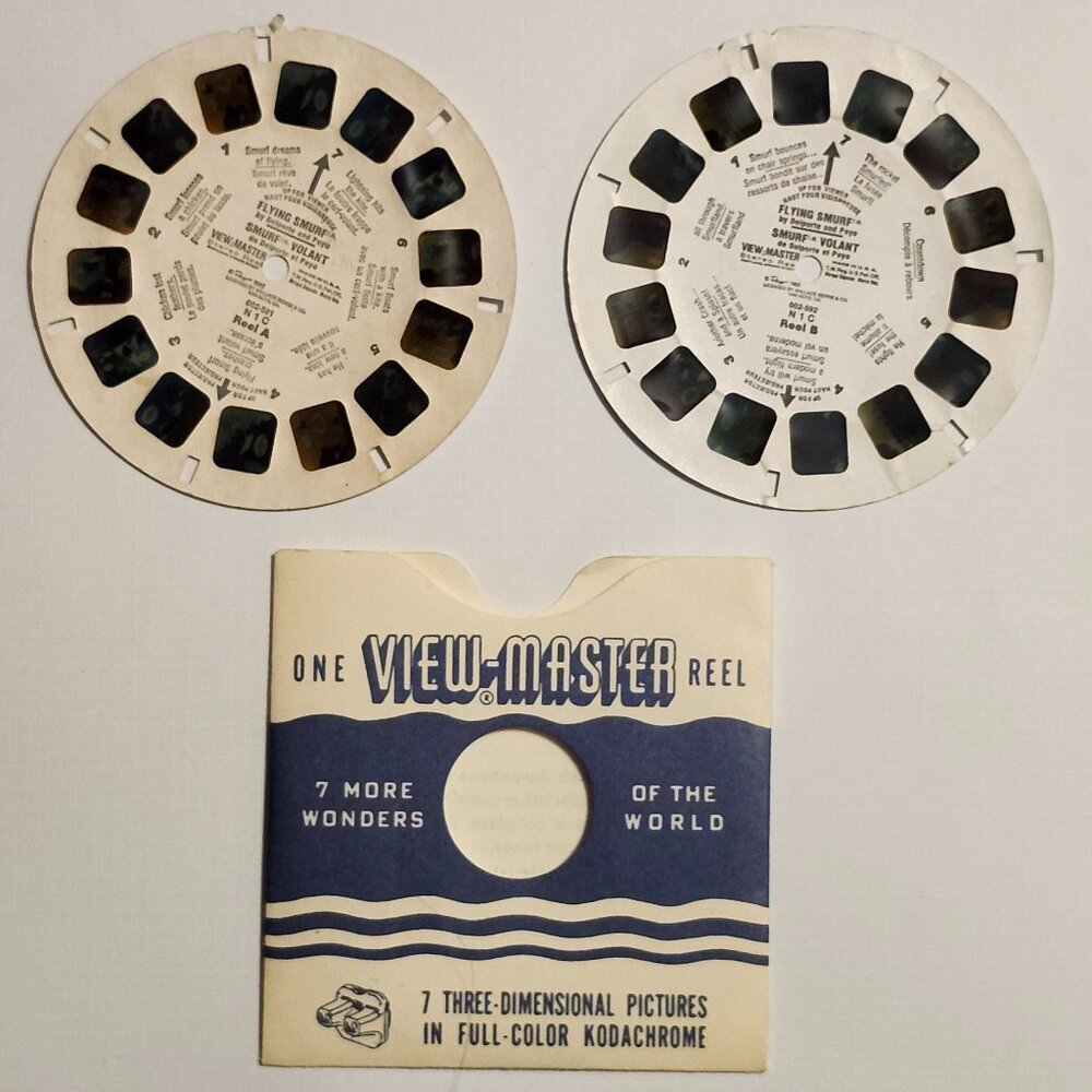 VINTAGE VIEW MASTER REELS x 2 FLYING SMURF The Smurfs 1982